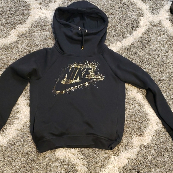 Nike hoodie - Picture 1 of 5